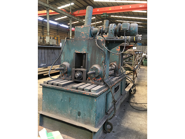 調(diào)直機(jī) 調(diào)直機(jī)